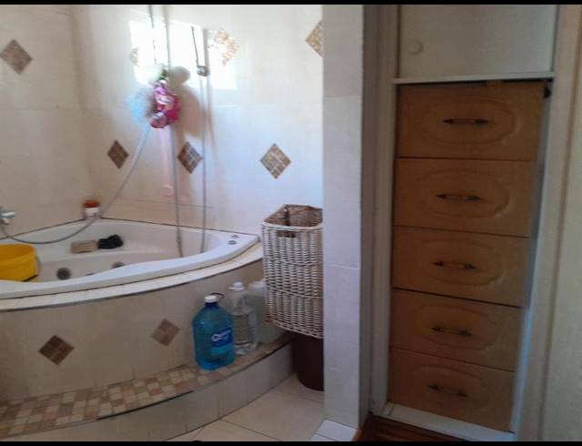 4 BEDROOM PROPERTY TO RENT IN SHERWOOD